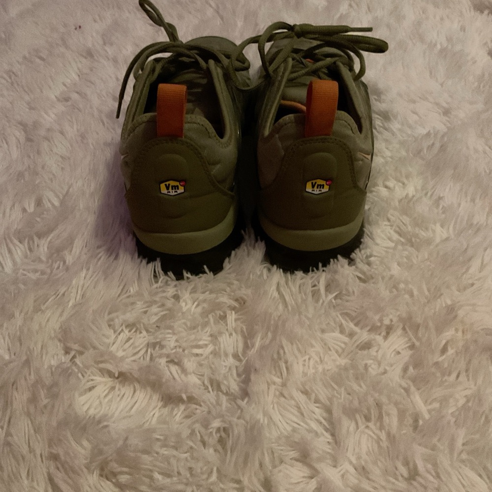 Olive green Nike air max plus